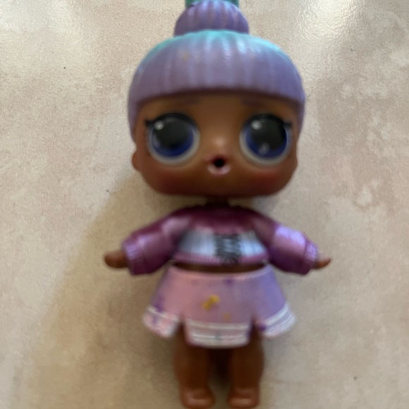 L.O.L. Surprise! Dolls Trio with Pink and Purple Highlights - Picture 10 of 10